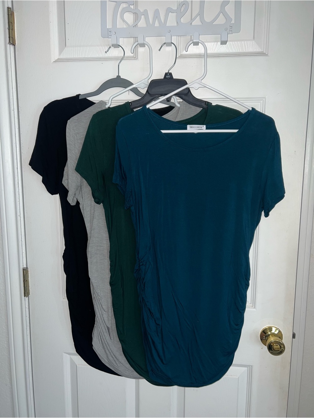 Women’s 4 Pack Maternity Shirts Short Sleeve (Set of 4 Colors)